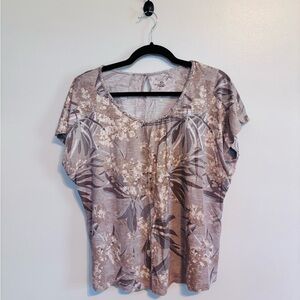 Sonoma floral patterned short sleeve t shirt size XL